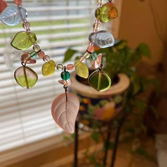 The Country Ewe LTD Glass Beaded Flower Necklace from New York - Picture 9 of 15